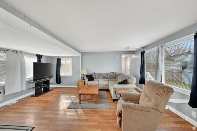 24 GROVER ST, Layton, UT 84041