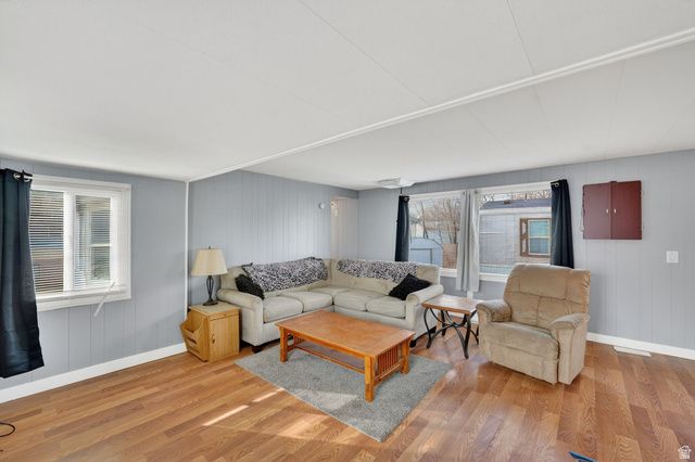 24 GROVER ST, Layton, UT 84041