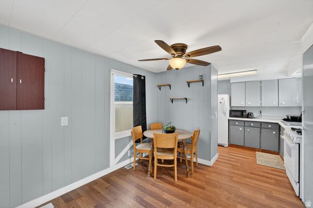 24 GROVER ST, Layton, UT 84041