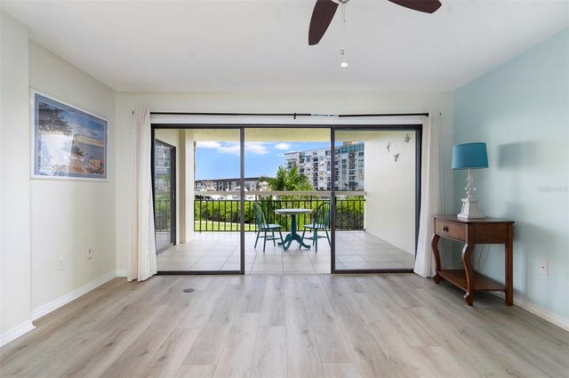 7903 SAILBOAT KEY BOULEVARD S 102, South Pasadena, FL 33707