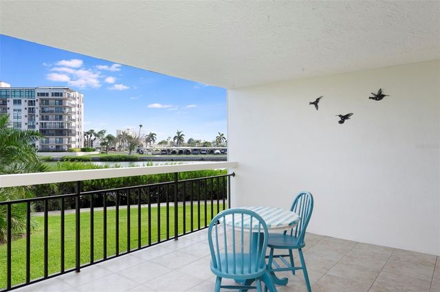 7903 SAILBOAT KEY BOULEVARD S 102, South Pasadena, FL 33707