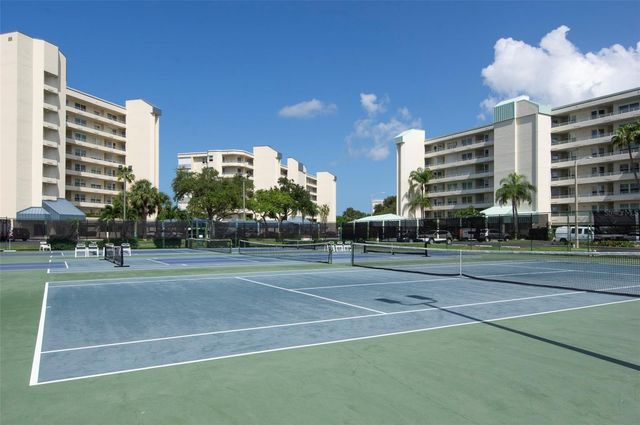 7903 SAILBOAT KEY BOULEVARD S 102, South Pasadena, FL 33707