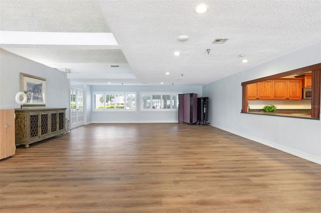 7903 SAILBOAT KEY BOULEVARD S 102, South Pasadena, FL 33707
