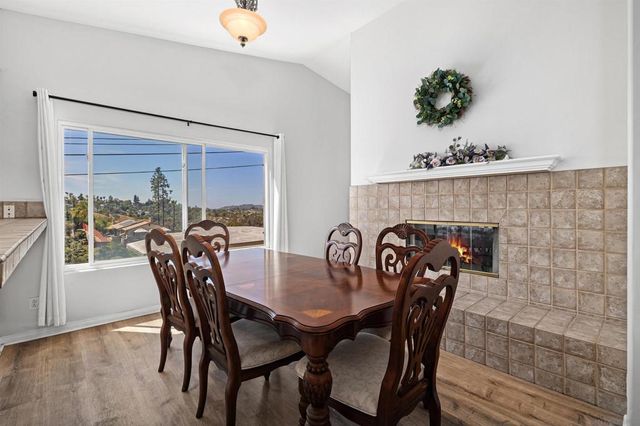 9350 Golondrina Dr, La Mesa, CA 91941