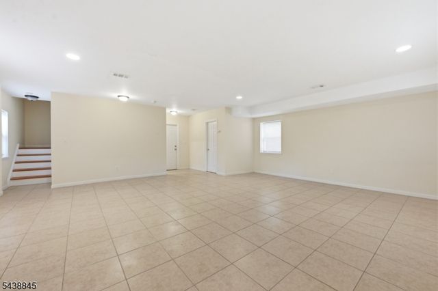 433 Linden Ave, Elizabeth City, NJ 07202