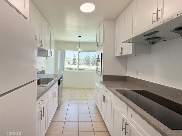 1301 S Atlantic Boulevard B424, Monterey Park, CA 91754