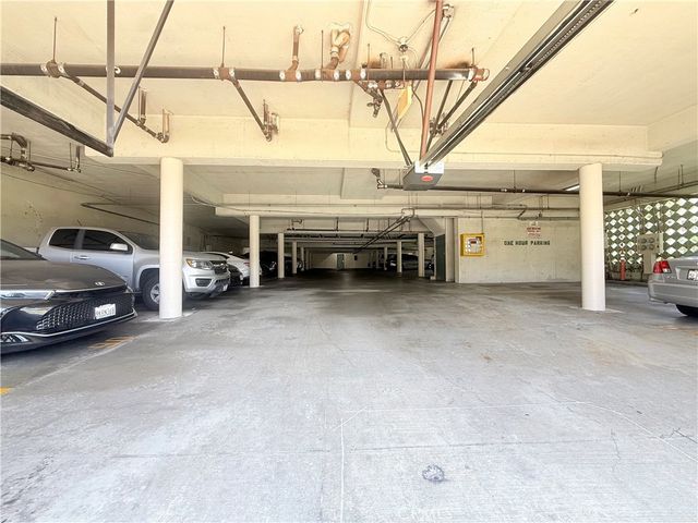 1301 S Atlantic Boulevard B424, Monterey Park, CA 91754