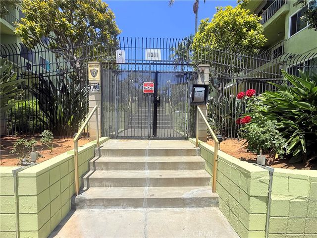 1301 S Atlantic Boulevard B424, Monterey Park, CA 91754