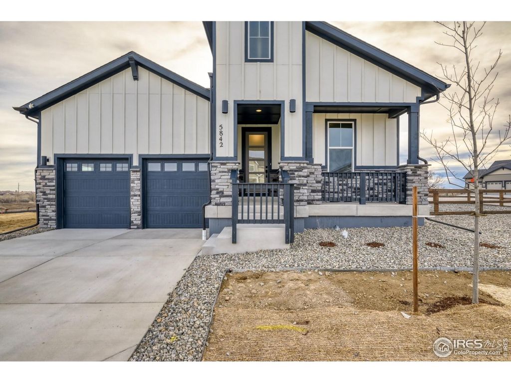 5842 Aspenglow St, Firestone, CO 80504