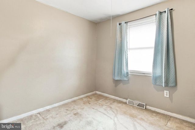 940 HAMMONDS LN, Brooklyn, MD 21225