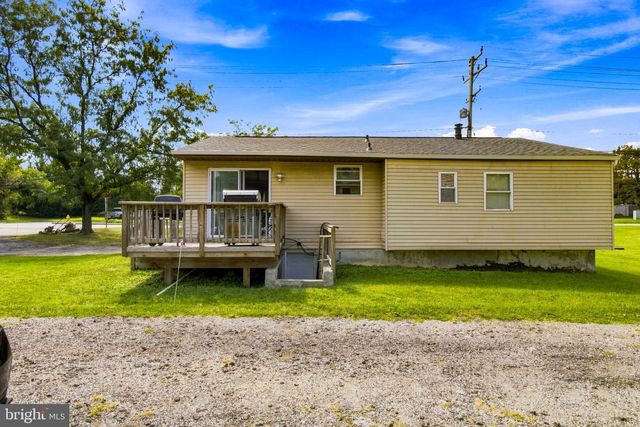 940 HAMMONDS LN, Brooklyn, MD 21225
