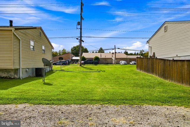 940 HAMMONDS LN, Brooklyn, MD 21225