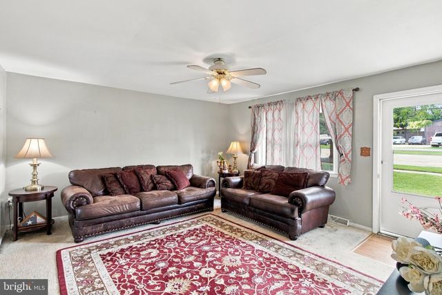 940 HAMMONDS LN, Brooklyn, MD 21225