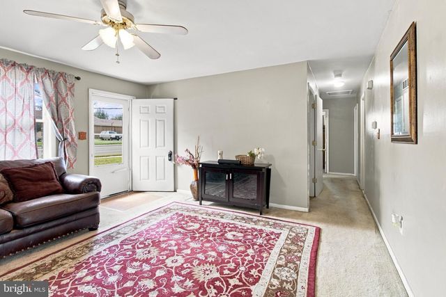 940 HAMMONDS LN, Brooklyn, MD 21225