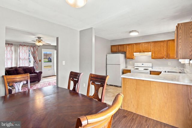 940 HAMMONDS LN, Brooklyn, MD 21225