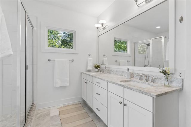 910 Stallings Avenue SE, Atlanta, GA 30316