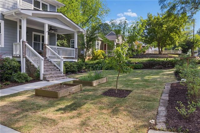 910 Stallings Avenue SE, Atlanta, GA 30316