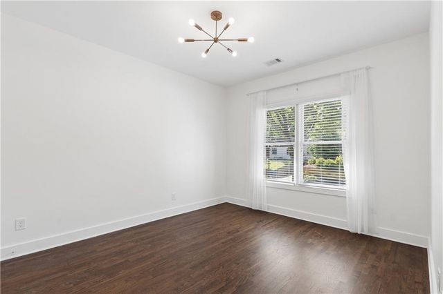 910 Stallings Avenue SE, Atlanta, GA 30316