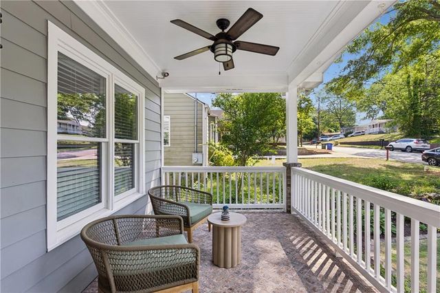 910 Stallings Avenue SE, Atlanta, GA 30316