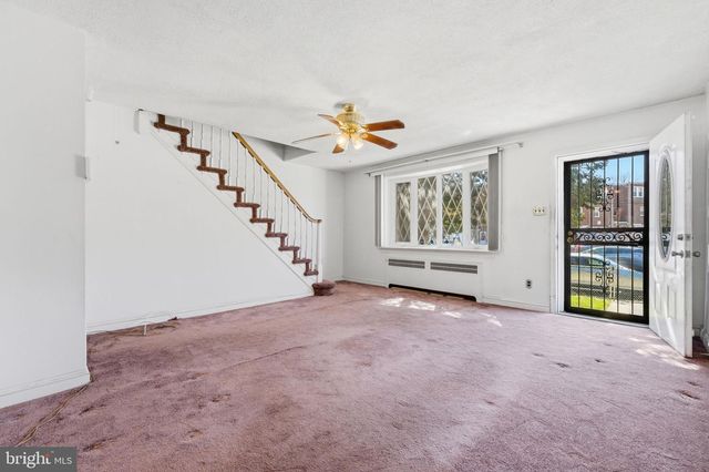 1525 BENNER ST, Philadelphia, PA 19149