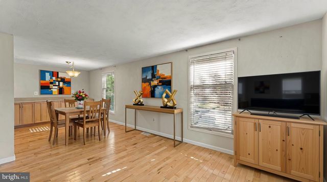 7216 SLEEP SOFT CIR, Columbia, MD 21045