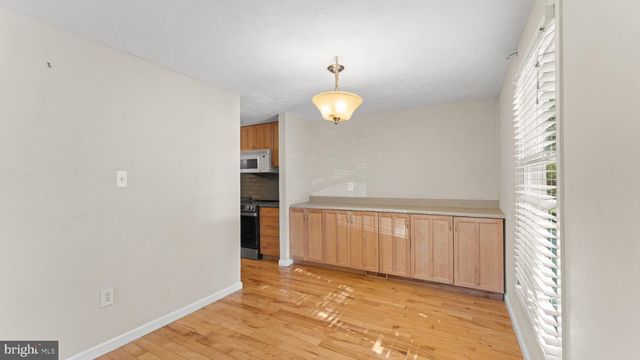 7216 SLEEP SOFT CIR, Columbia, MD 21045