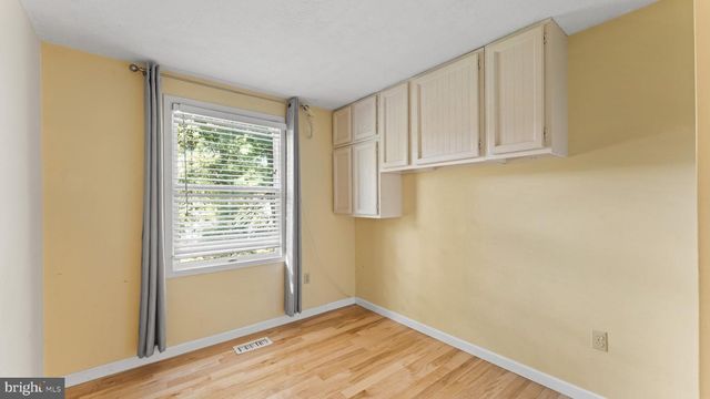 7216 SLEEP SOFT CIR, Columbia, MD 21045