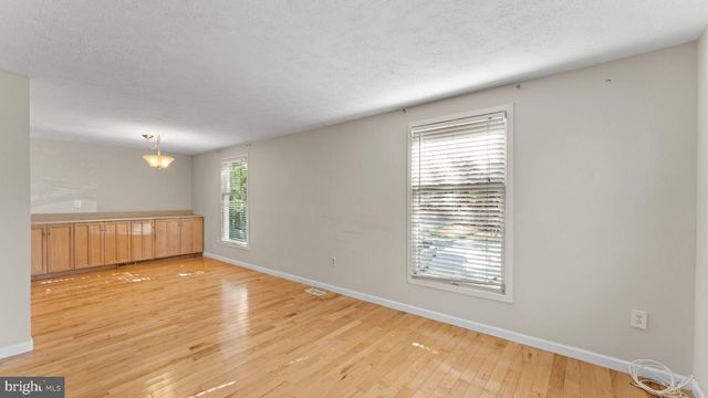 7216 SLEEP SOFT CIR, Columbia, MD 21045