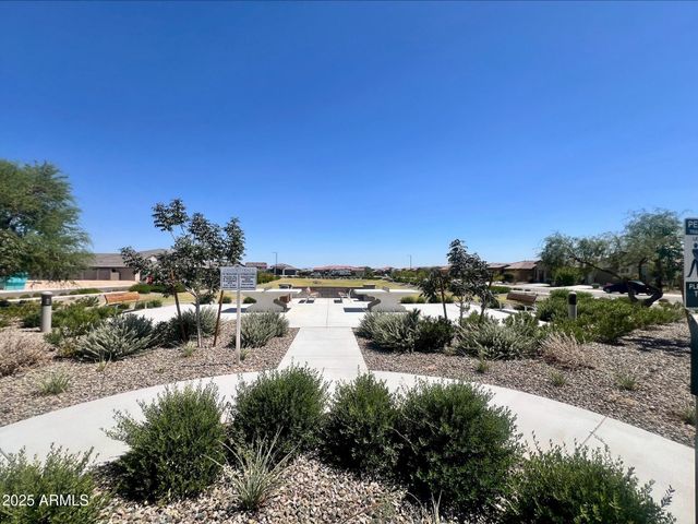 19311 W Valle Vista Way, Litchfield Park, AZ 85340