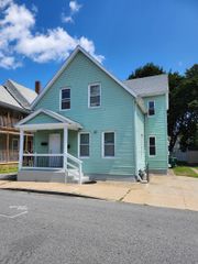22 Pierce Street, Nashua, NH 03060