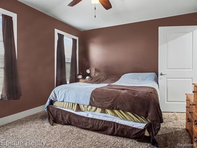 8686 Summer Ridge Drive, Freeland, MI 48623