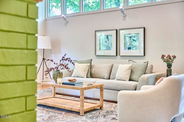 216 Glenhill Lane, Chapel Hill, NC 27514