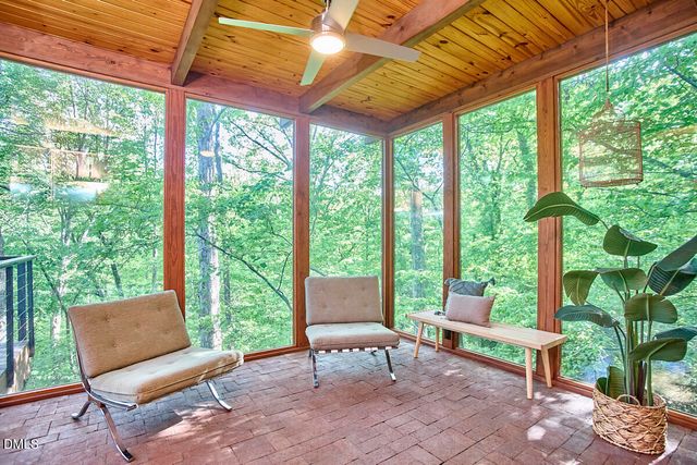 216 Glenhill Lane, Chapel Hill, NC 27514