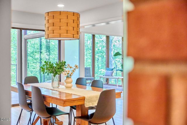 216 Glenhill Lane, Chapel Hill, NC 27514