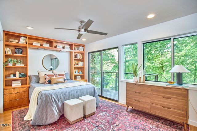 216 Glenhill Lane, Chapel Hill, NC 27514