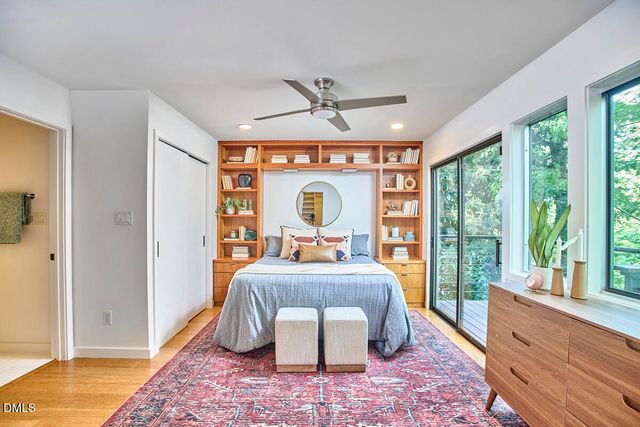 216 Glenhill Lane, Chapel Hill, NC 27514