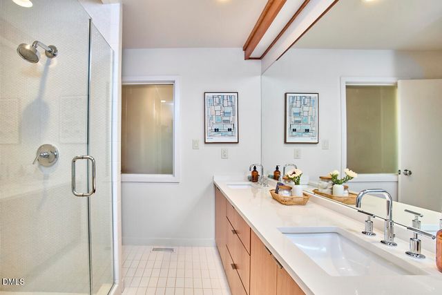 216 Glenhill Lane, Chapel Hill, NC 27514