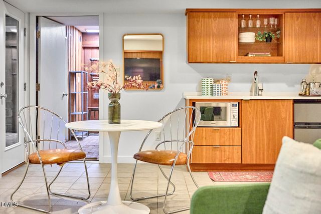 216 Glenhill Lane, Chapel Hill, NC 27514