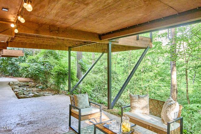 216 Glenhill Lane, Chapel Hill, NC 27514