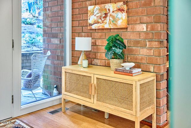 216 Glenhill Lane, Chapel Hill, NC 27514