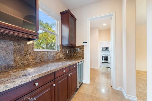 889 Lindamere Court, Simi Valley, CA 93065