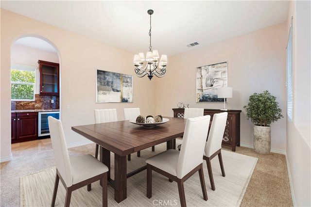 889 Lindamere Court, Simi Valley, CA 93065