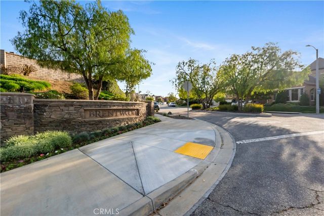 889 Lindamere Court, Simi Valley, CA 93065