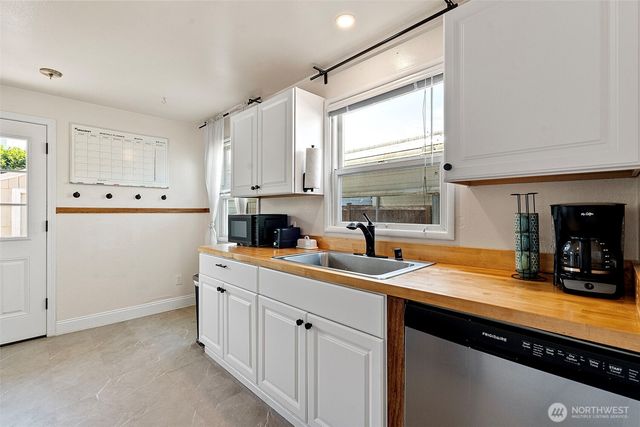 8503 33rd Avenue S, Lakewood, WA 98499
