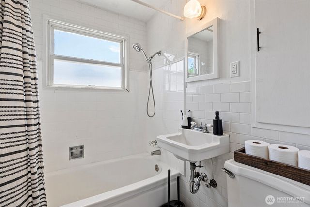 8503 33rd Avenue S, Lakewood, WA 98499