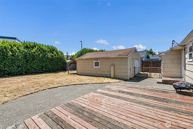 8503 33rd Avenue S, Lakewood, WA 98499