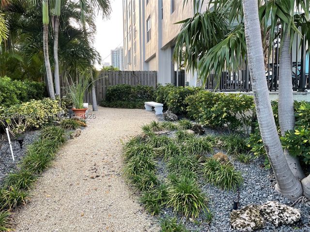3233 NE 32nd Ave 601, Fort Lauderdale, FL 33308