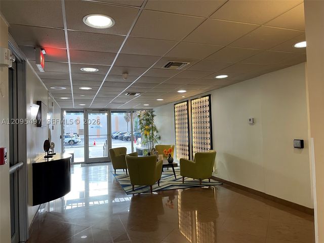 3233 NE 32nd Ave 601, Fort Lauderdale, FL 33308