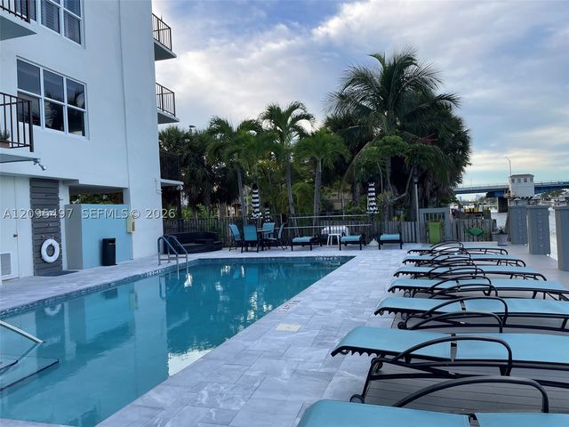 3233 NE 32nd Ave 601, Fort Lauderdale, FL 33308