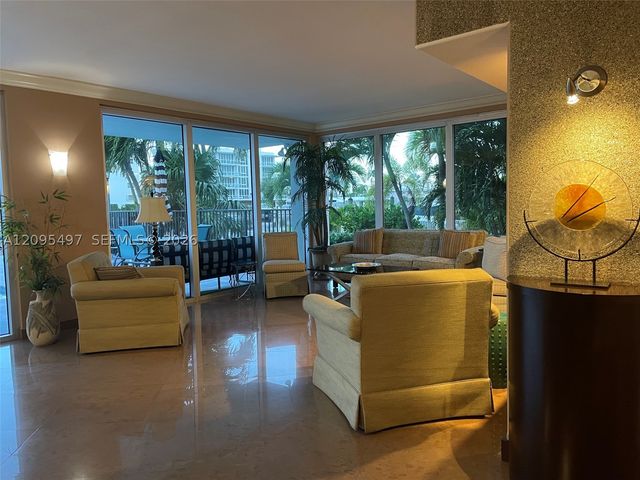 3233 NE 32nd Ave 601, Fort Lauderdale, FL 33308